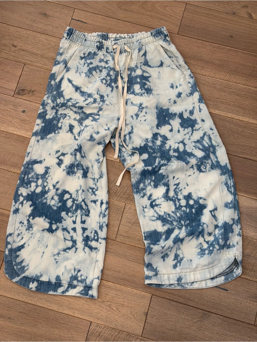 Tie-Dye Blue & White Wide-Leg Bottoms